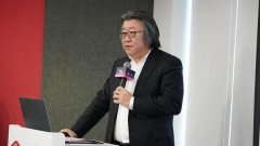 员工以AI大模子为手艺基座